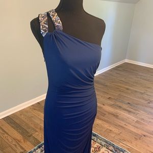 Laundry by Shelli Segal floor-length dress Size 8